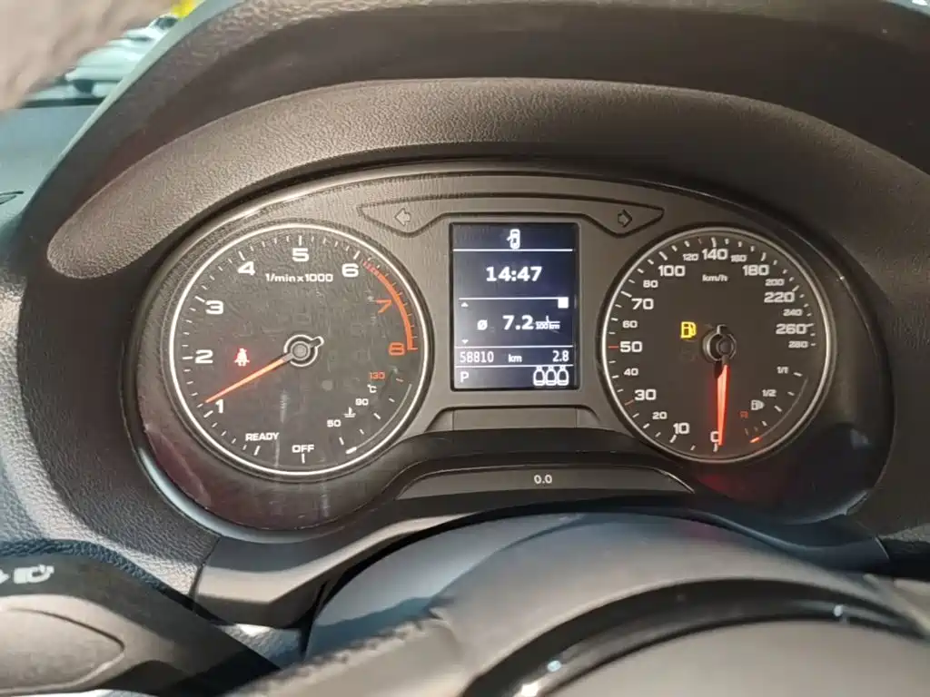 Audi Q2L — миниатюра 12