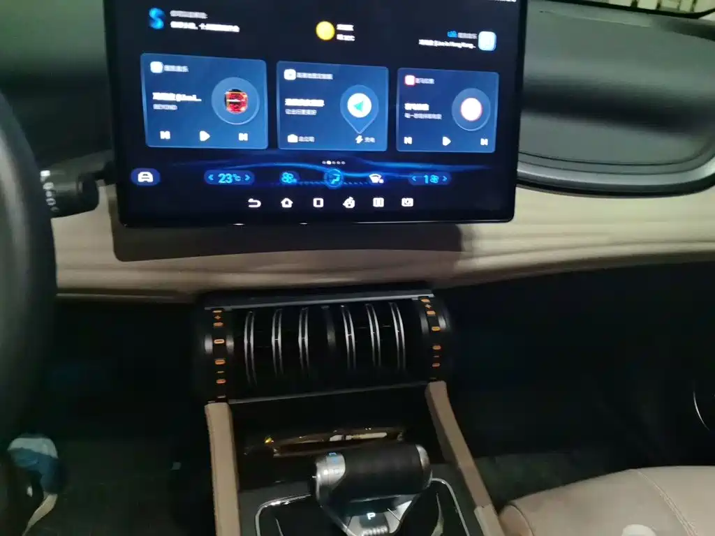 BYD Yuan Plus — миниатюра 6