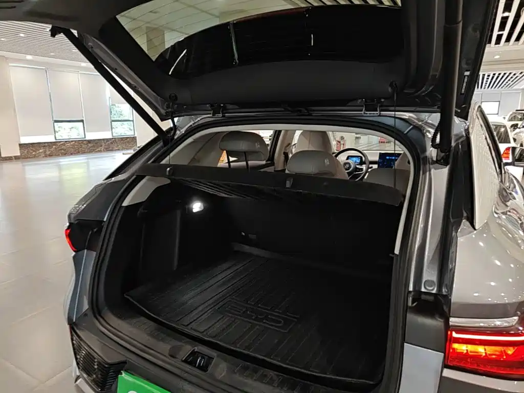 BYD Yuan Plus — миниатюра 19