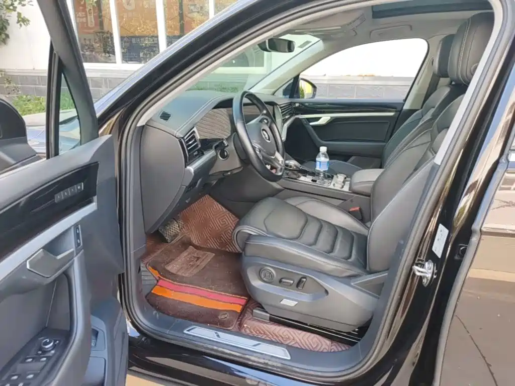 Volkswagen Touareg — миниатюра 16