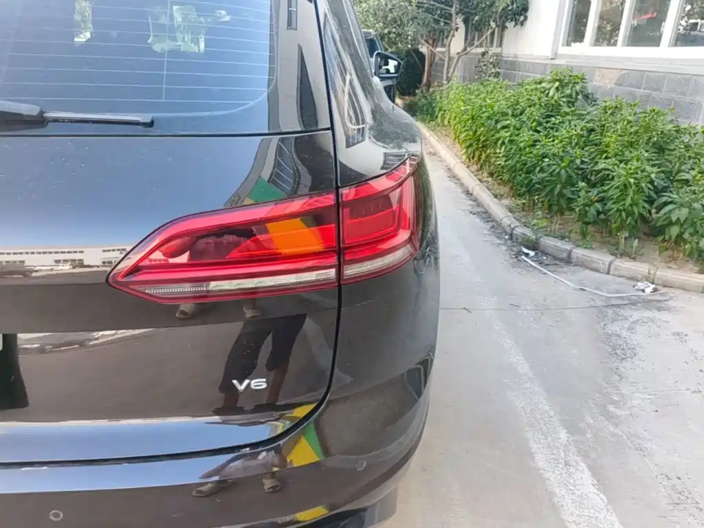Volkswagen Touareg — миниатюра 8