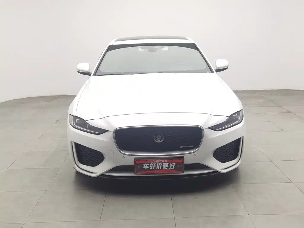 Jaguar XEL — миниатюра 3