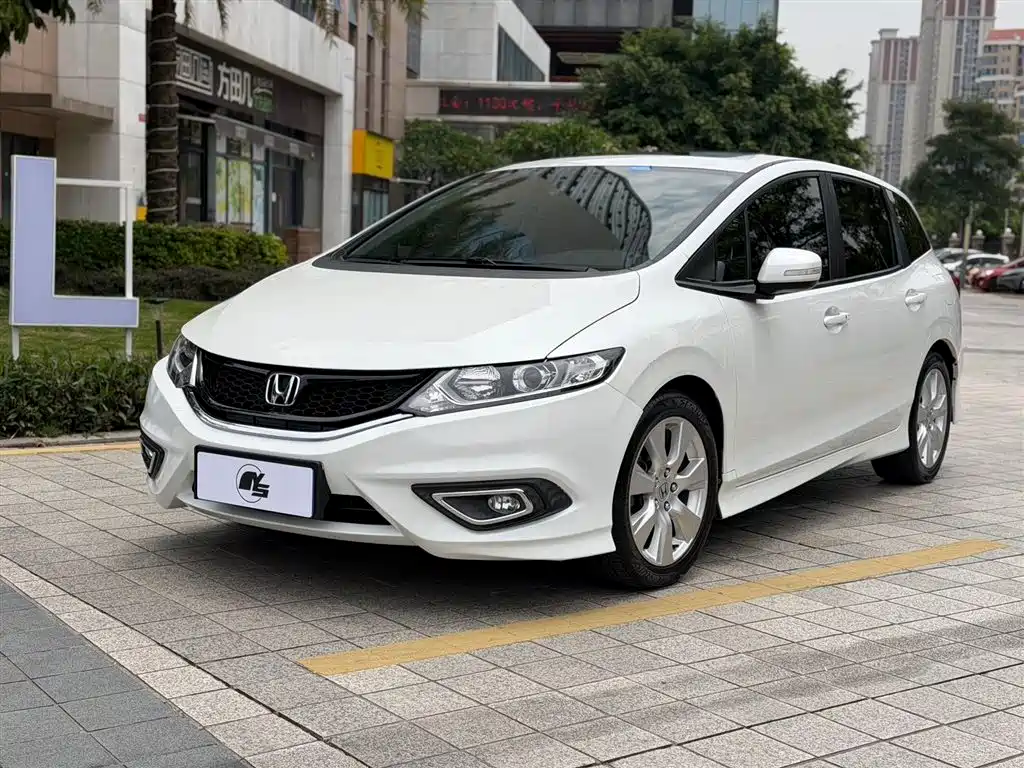 Honda Jade 2016