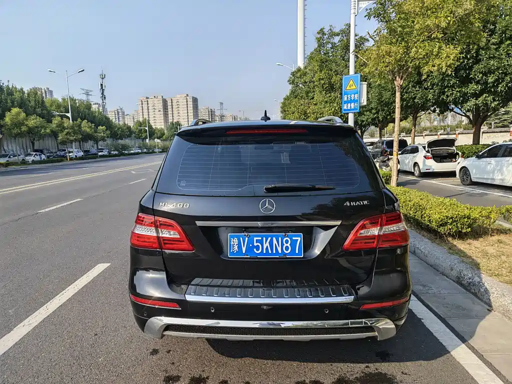 Mercedes-Benz M-Class — миниатюра 9