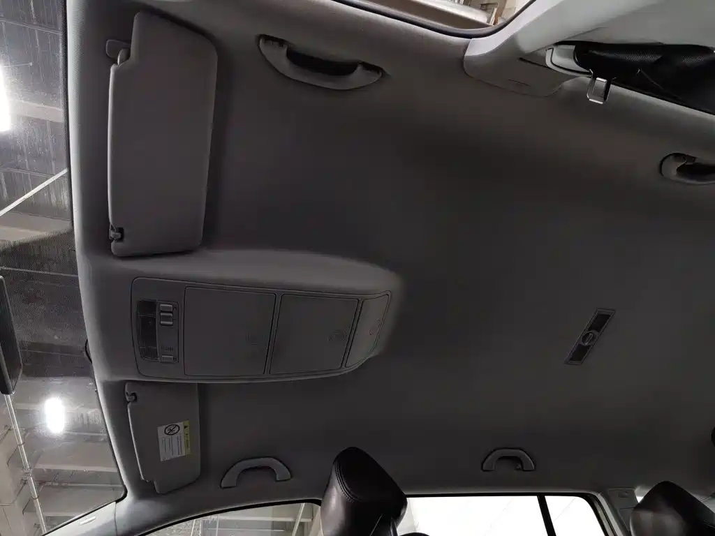 Volkswagen Touran — миниатюра 14