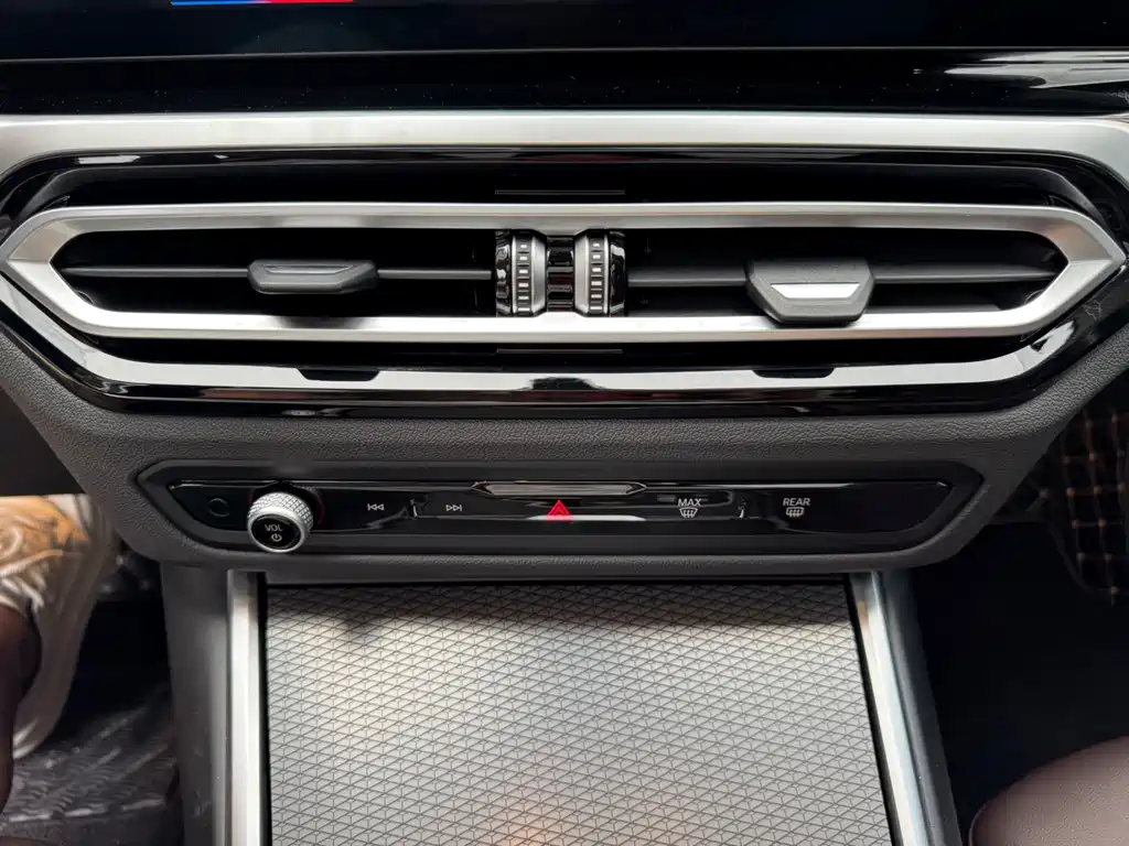 BMW 3 Series — миниатюра 19