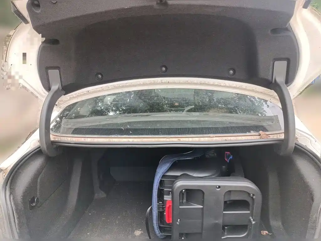 Buick Verano — миниатюра 10