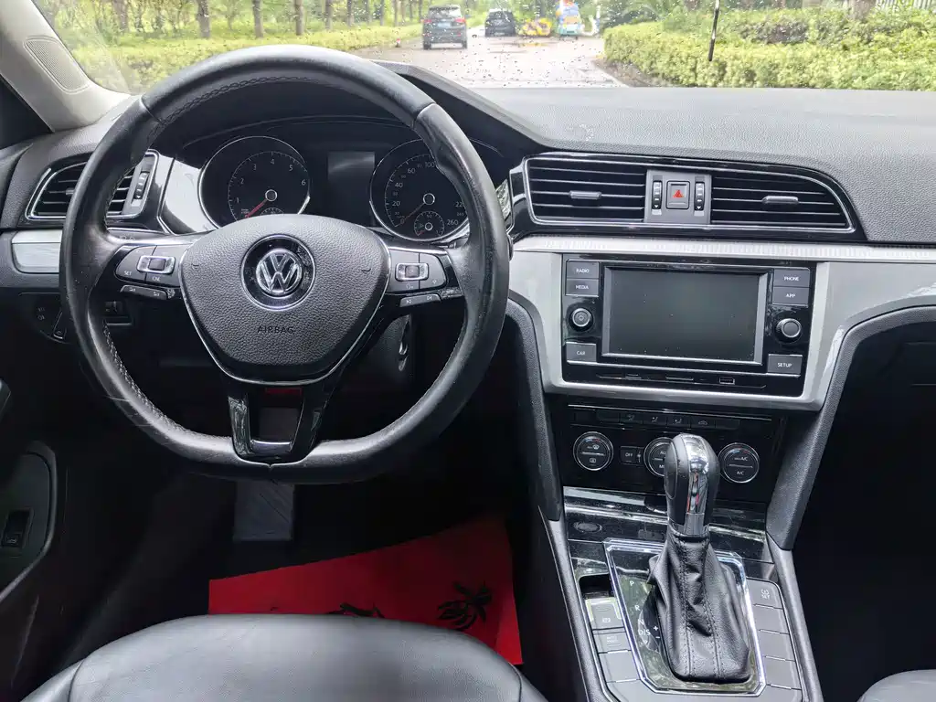 Volkswagen Lamando — миниатюра 9