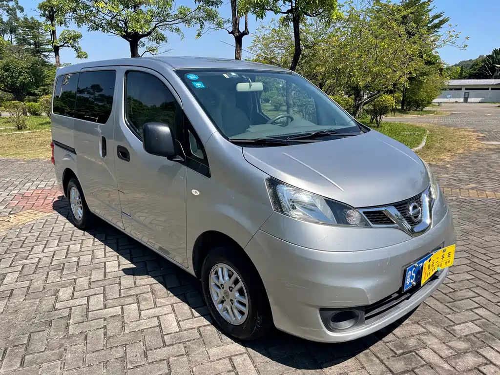 Nissan NV200 — миниатюра 3