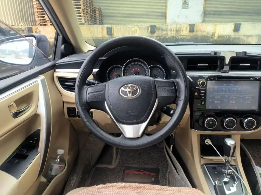 Toyota Corolla — миниатюра 3