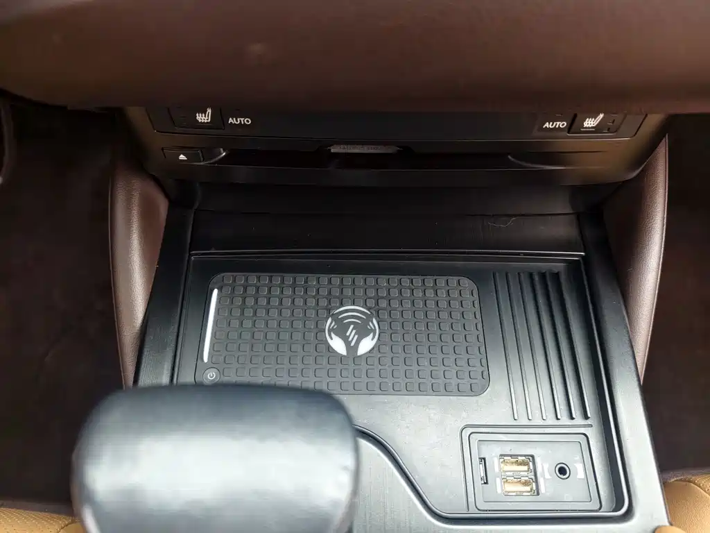 Lexus ES — миниатюра 25