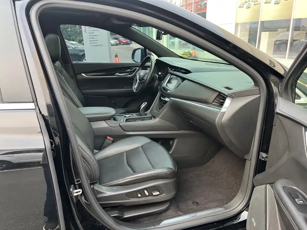 Cadillac XT5 — миниатюра 19