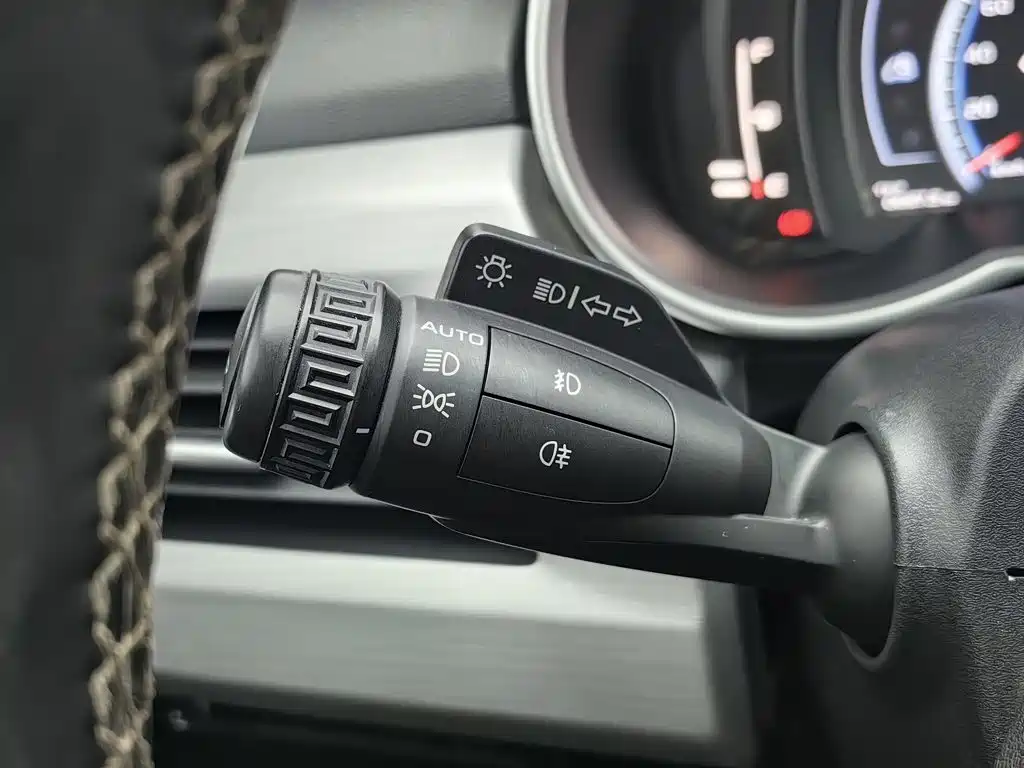 Geely Boyue — миниатюра 21
