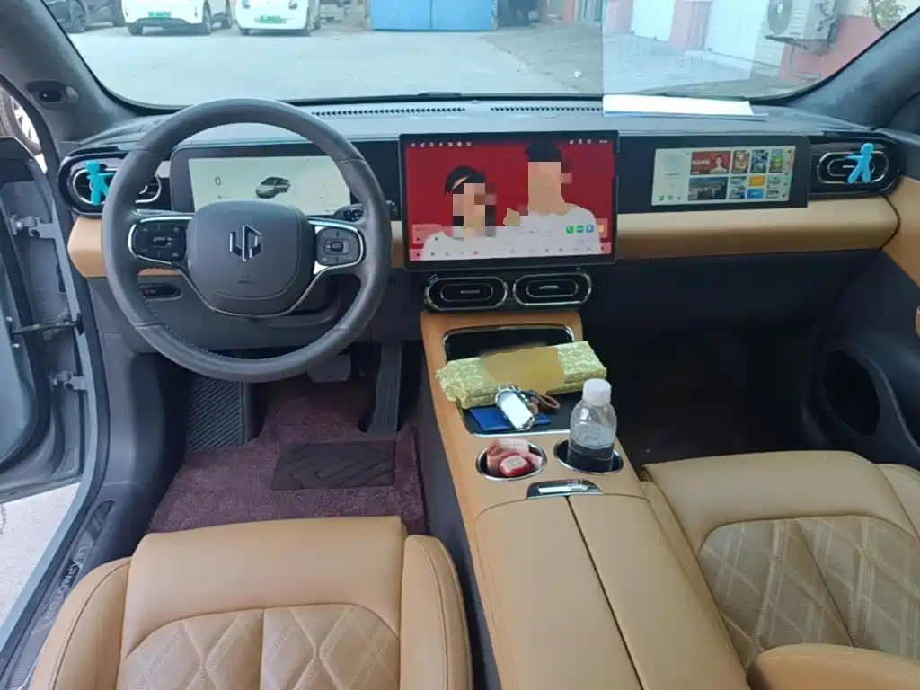 Leapmotor Leapmotor C01 — миниатюра 10