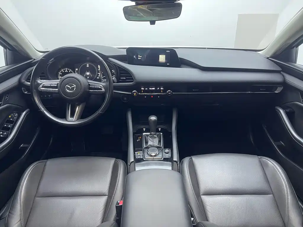 Mazda 3 Axela — миниатюра 17