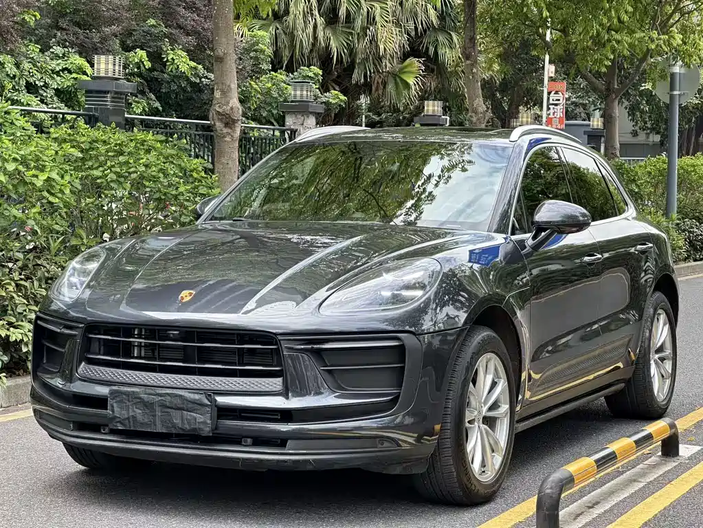 Porsche Macan 2022