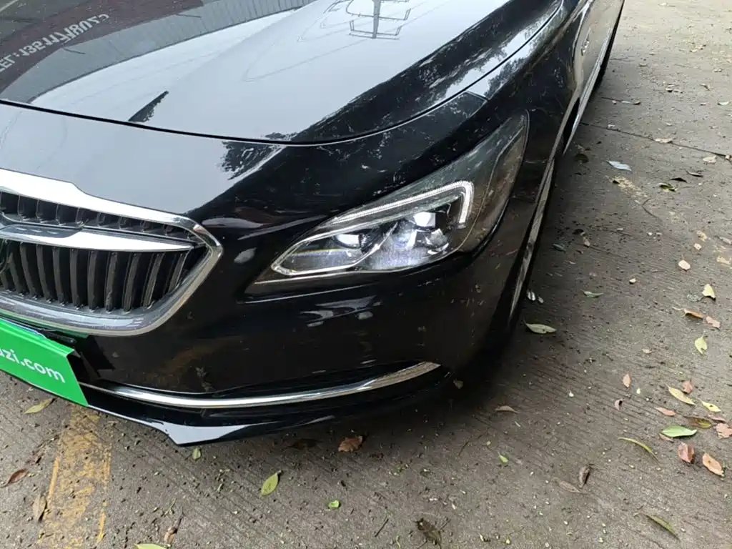 Buick LaCrosse — миниатюра 24