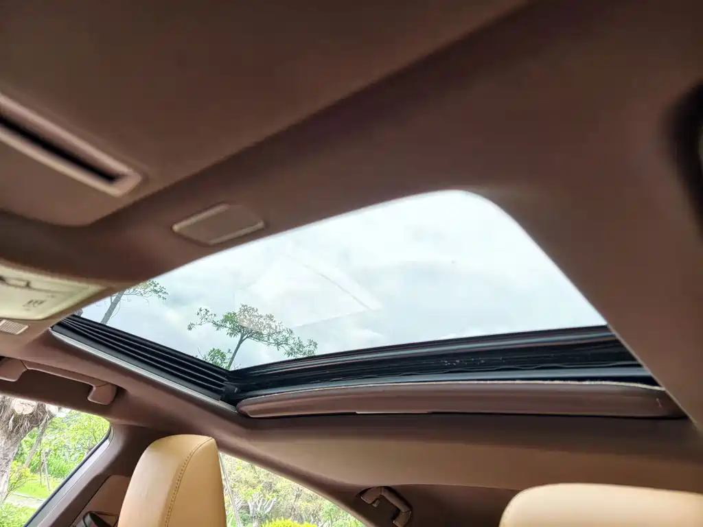 Lexus ES — миниатюра 19