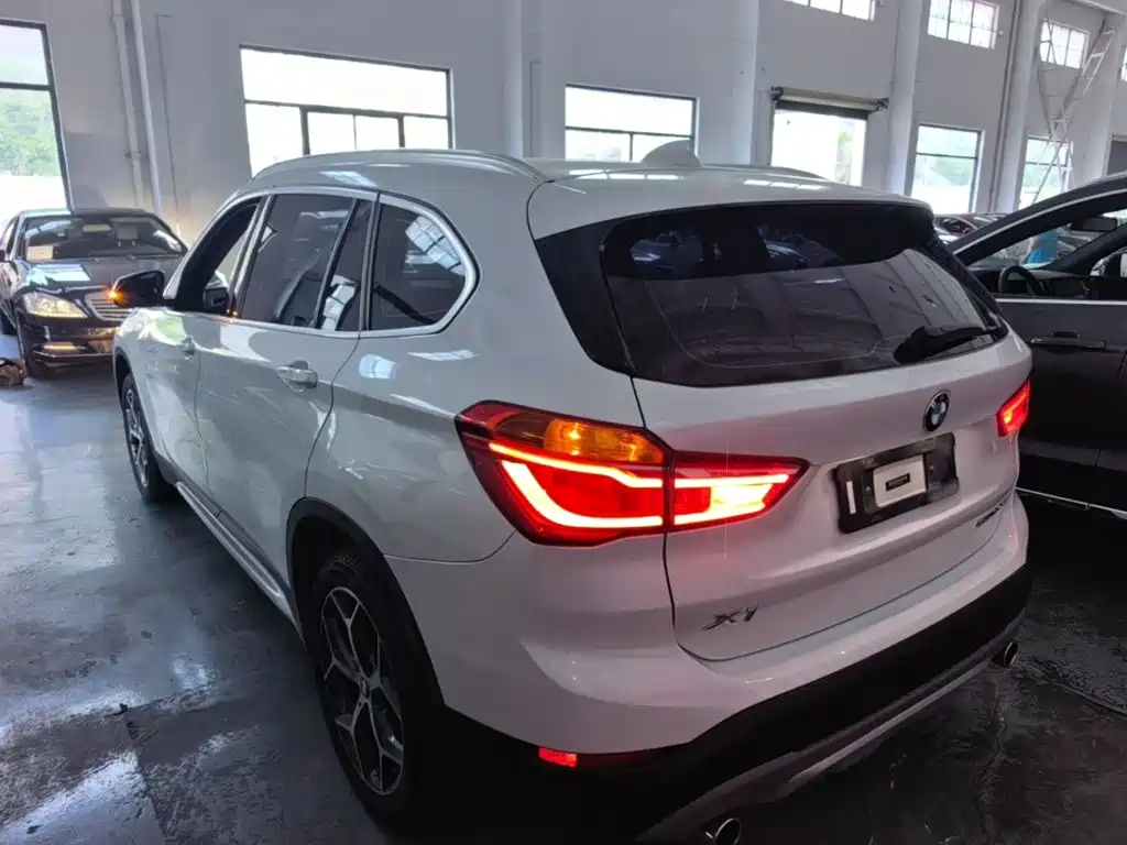 BMW X1 — миниатюра 5