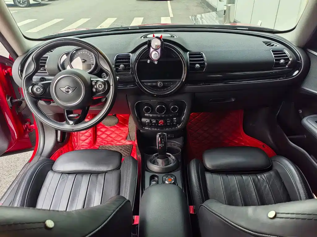 MINI Mini Clubman — миниатюра 8