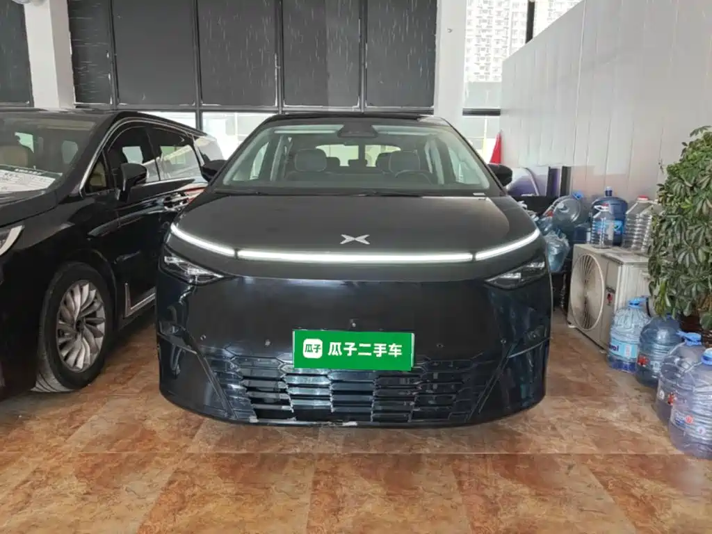 XPeng X9 — миниатюра 3