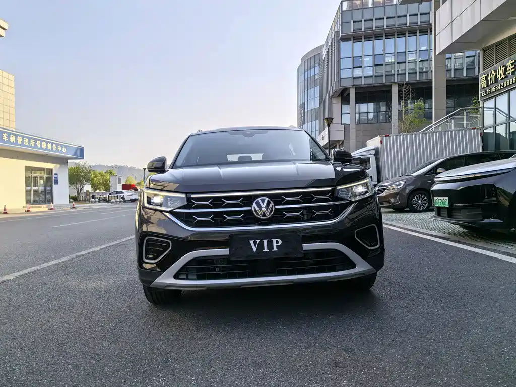 Volkswagen Tayron — миниатюра 2