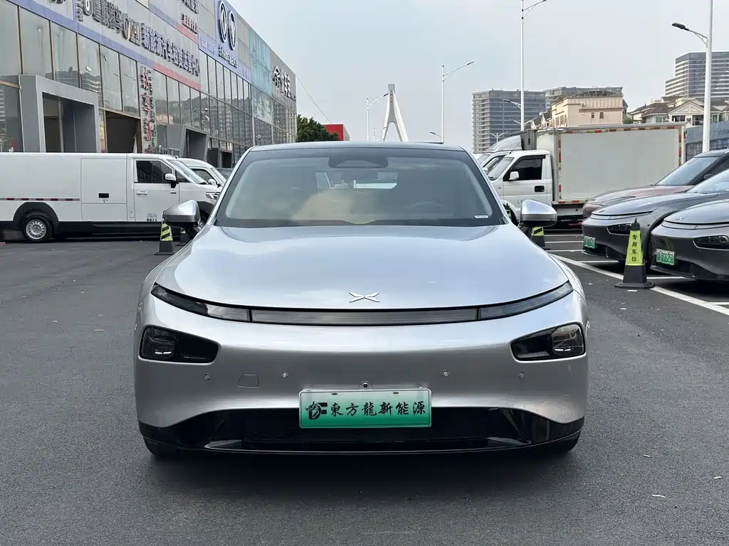 XPeng P7 — миниатюра 2
