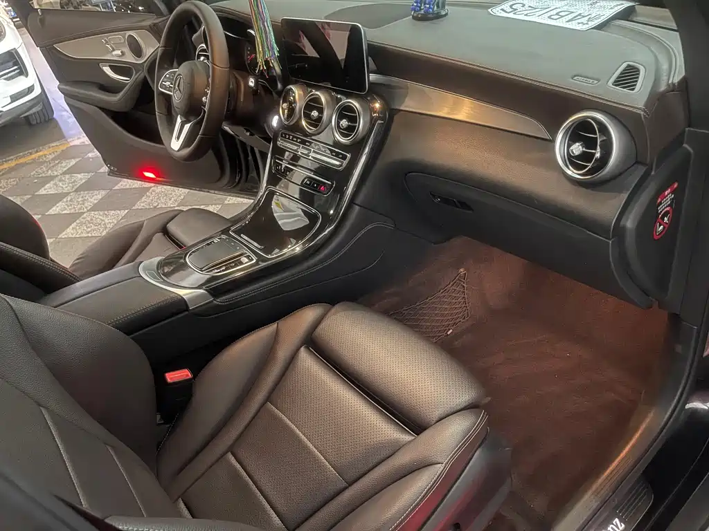 Mercedes-Benz GLC — миниатюра 7