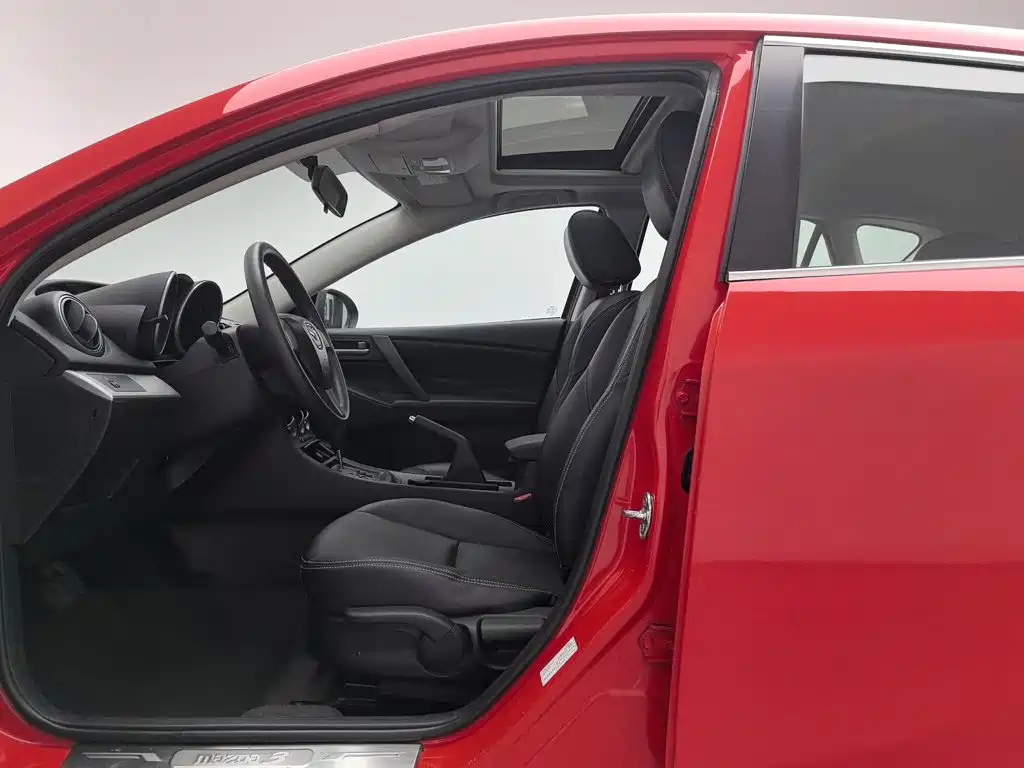 Mazda 3 Xingcheng — миниатюра 10