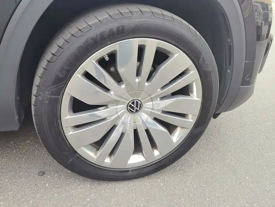 Volkswagen Teramont — миниатюра 6