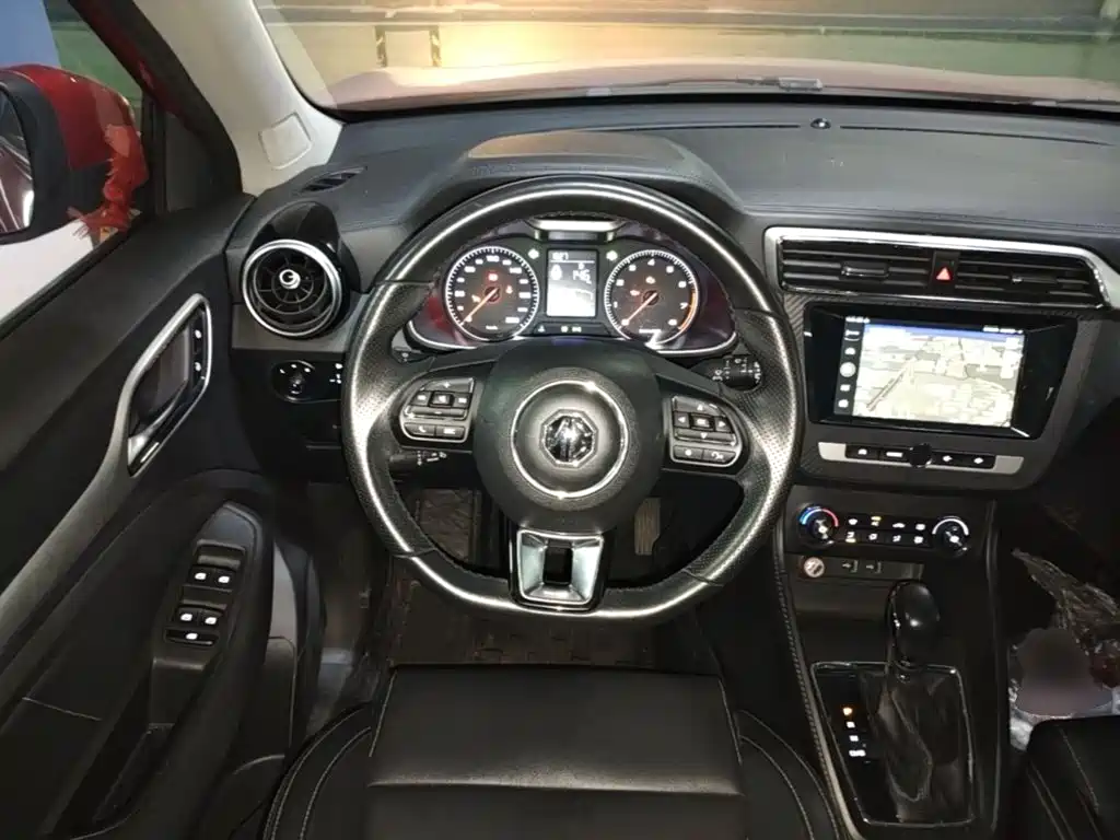 MG ZS — миниатюра 11