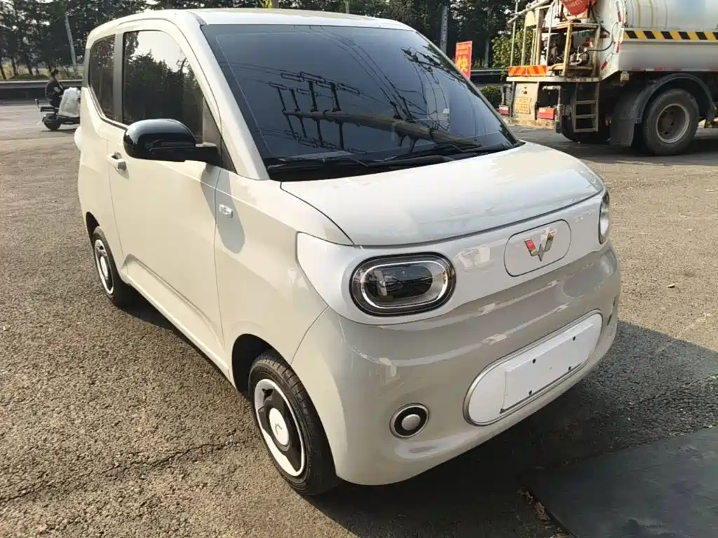 Wuling MINIEV — миниатюра 4