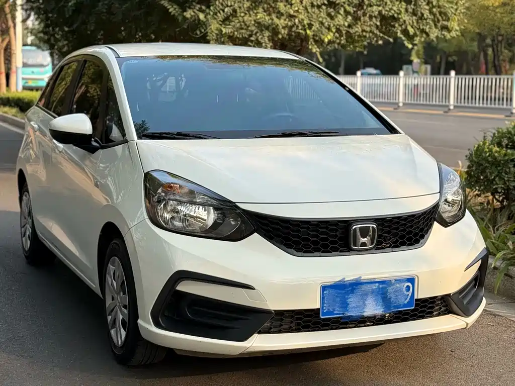 Honda Fit — миниатюра 6
