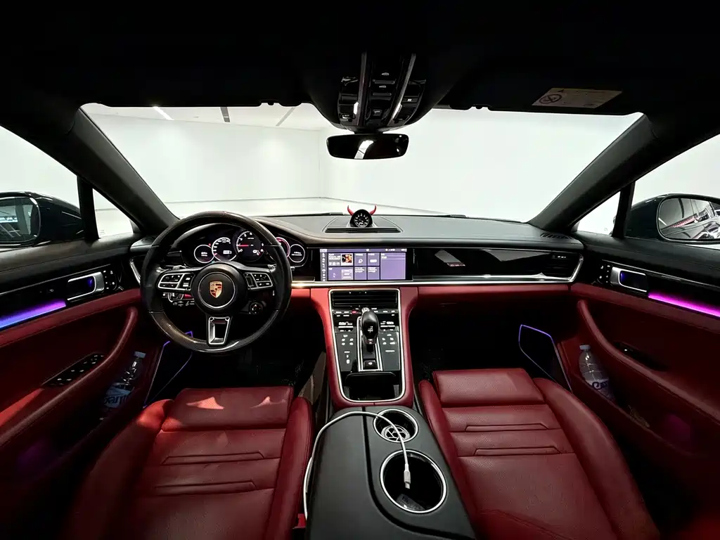 Porsche Panamera — миниатюра 4