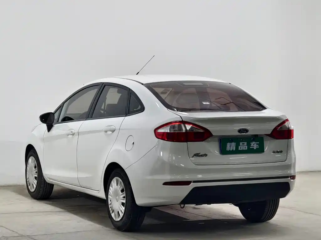Ford Fiesta — миниатюра 6