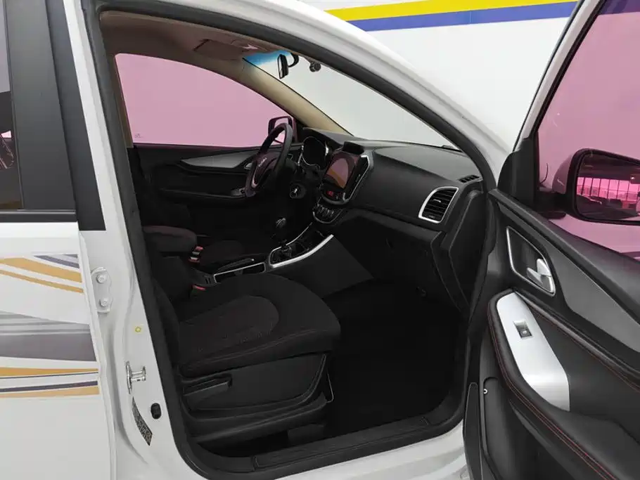 Baojun 560 — миниатюра 8