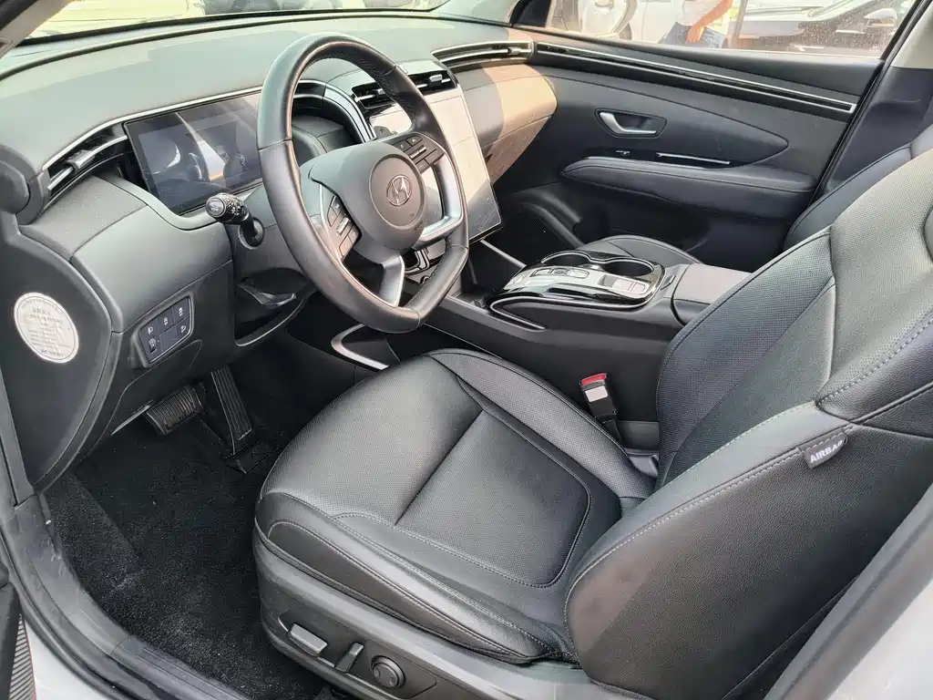 Hyundai Tucson — миниатюра 6