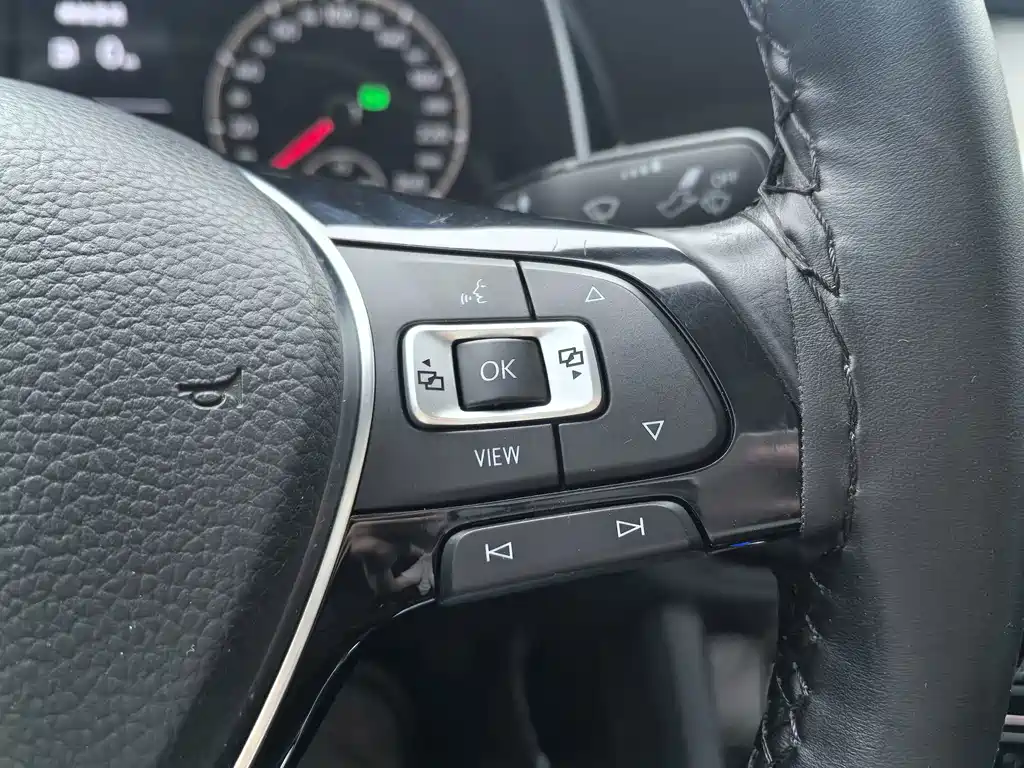 Volkswagen Sagitar — миниатюра 16