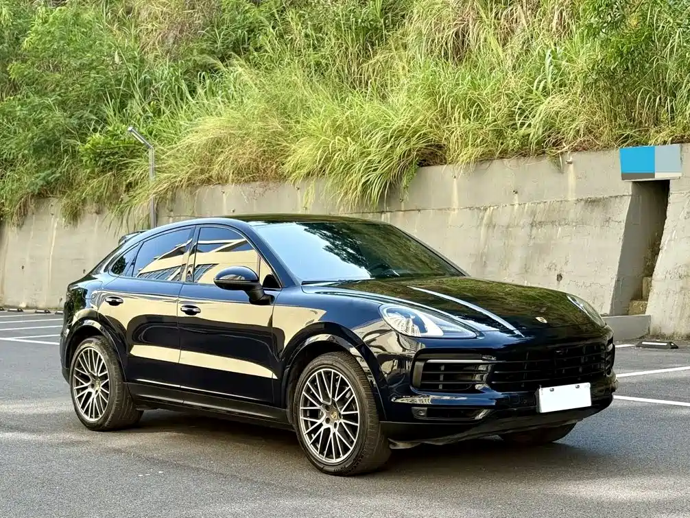 Porsche Cayenne — миниатюра 3