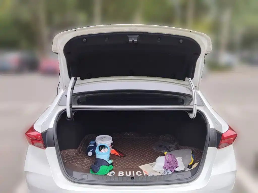 Buick Verano — миниатюра 15