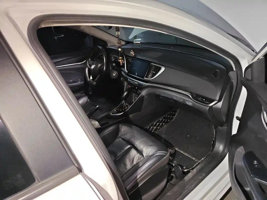 Buick Excelle — миниатюра 18