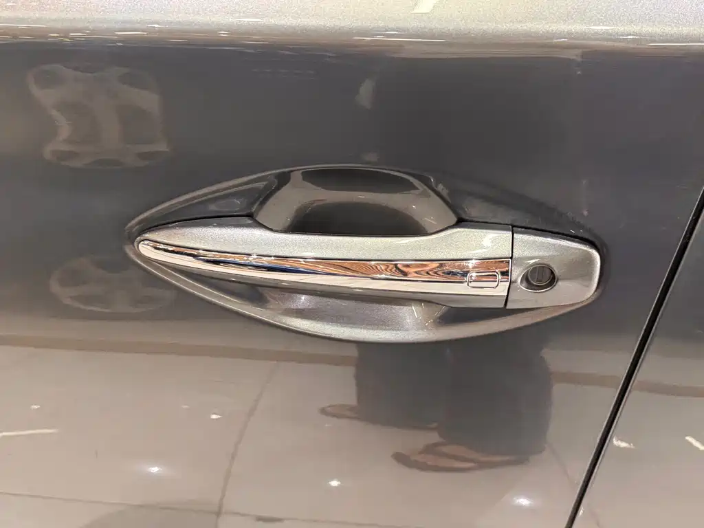 Infiniti Q50L — миниатюра 30