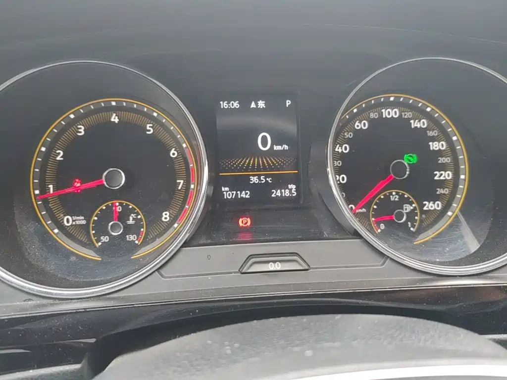 Volkswagen Tiguan L — миниатюра 16
