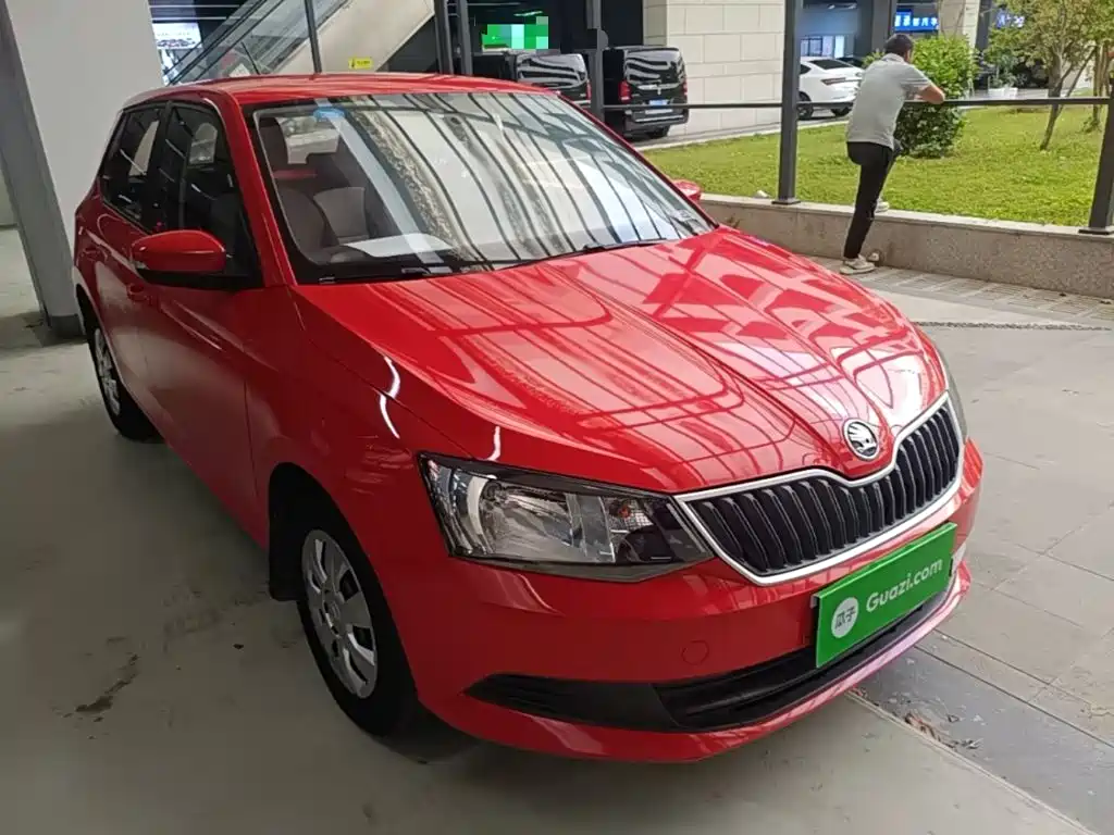 Skoda Fabia — миниатюра 4