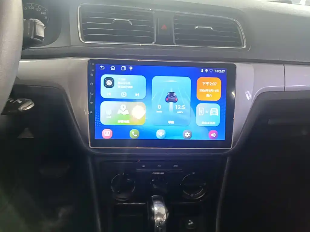 Volkswagen Lavida — миниатюра 13