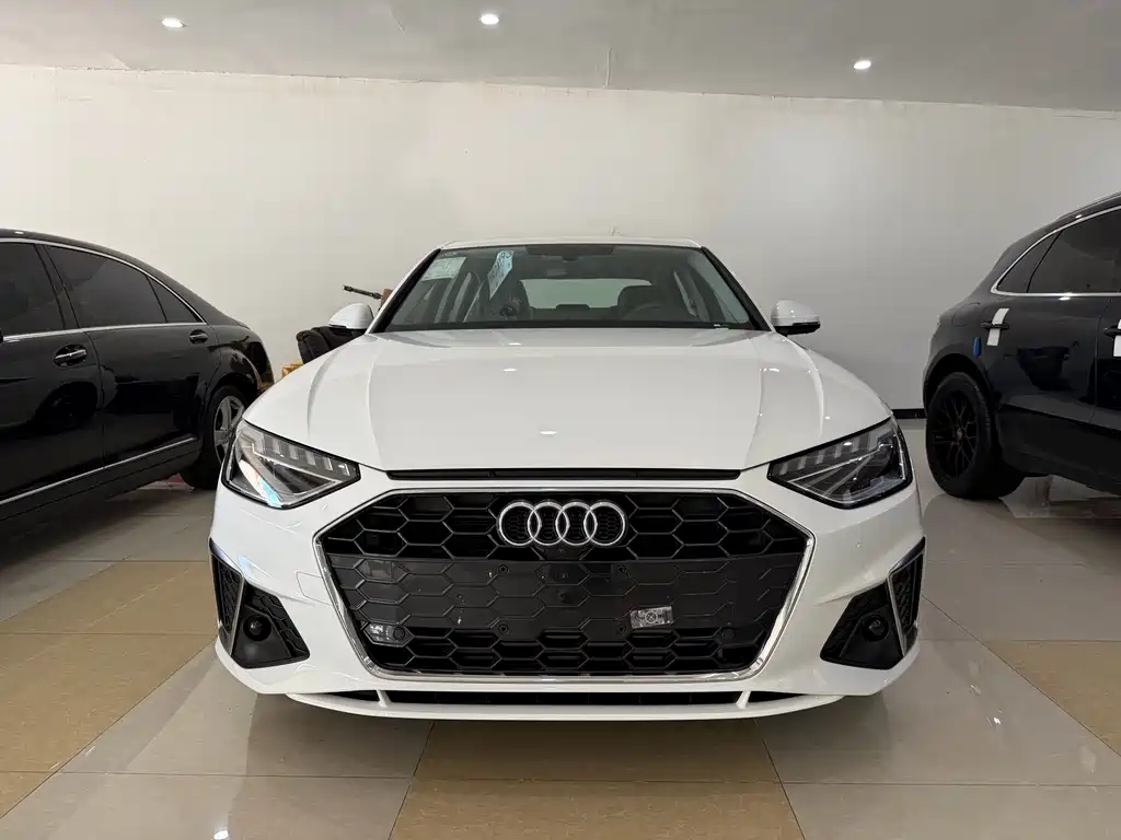 Audi A4L 2023 40 TFSI Fashion
