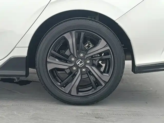 Honda Civic — миниатюра 6