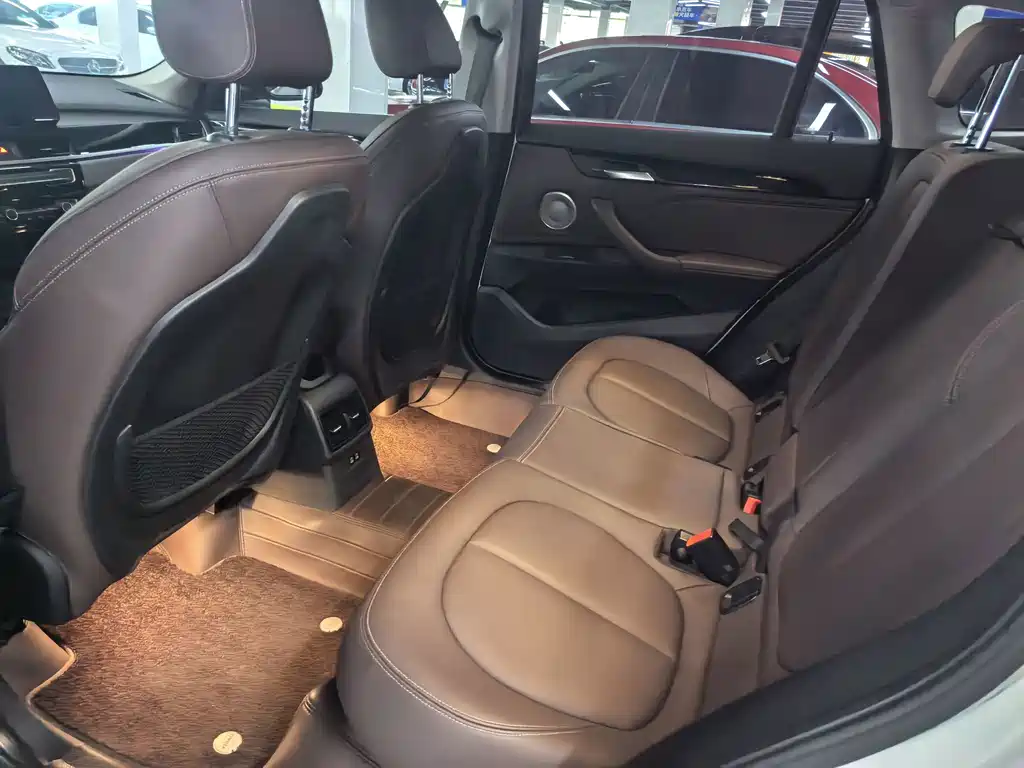 BMW X1 — миниатюра 6