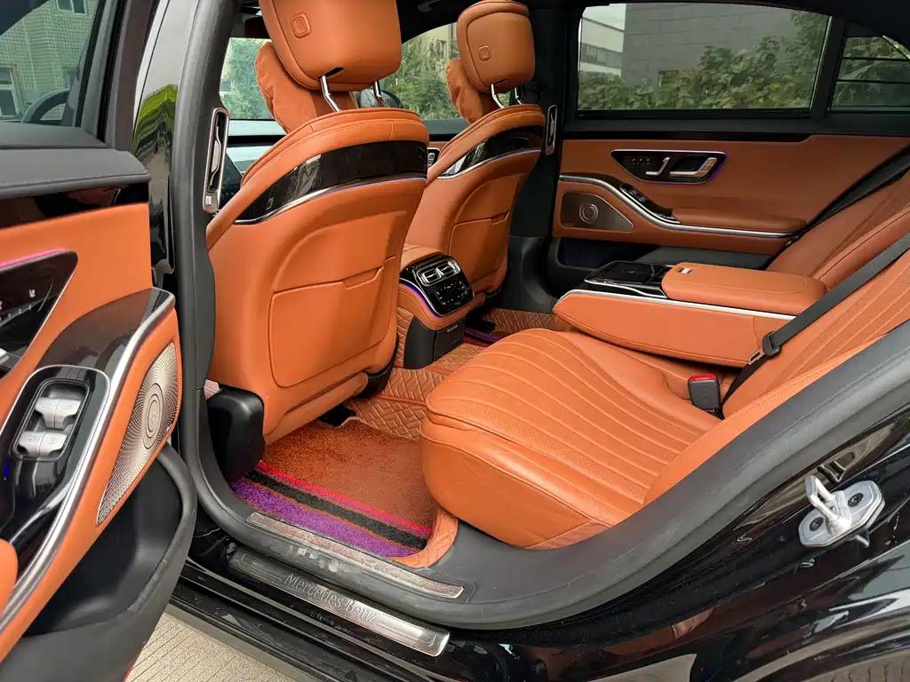 Mercedes-Benz S-Class — миниатюра 8