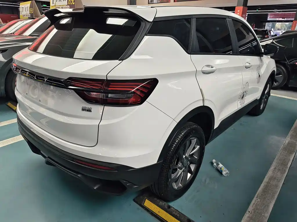 Geely Binyue — миниатюра 8